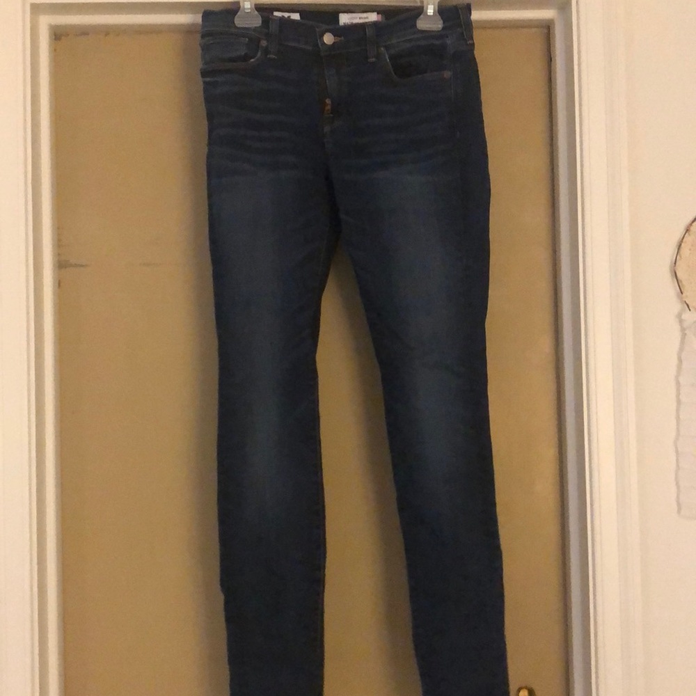 Blue skinny jeans